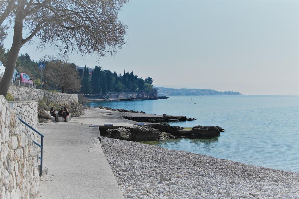 Apartments Laci Crikvenica Bagian luar foto
