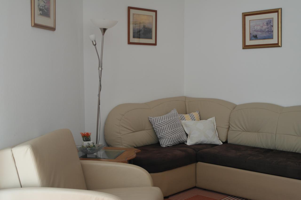 Apartments Laci Crikvenica Bagian luar foto
