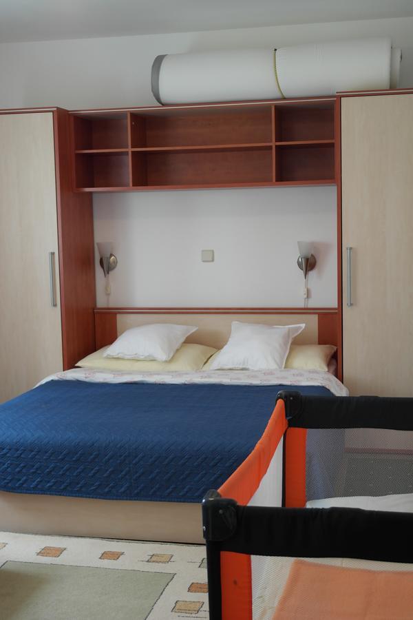 Apartments Laci Crikvenica Bagian luar foto