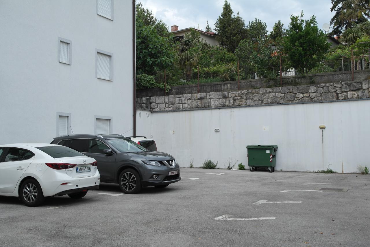 Apartments Laci Crikvenica Bagian luar foto